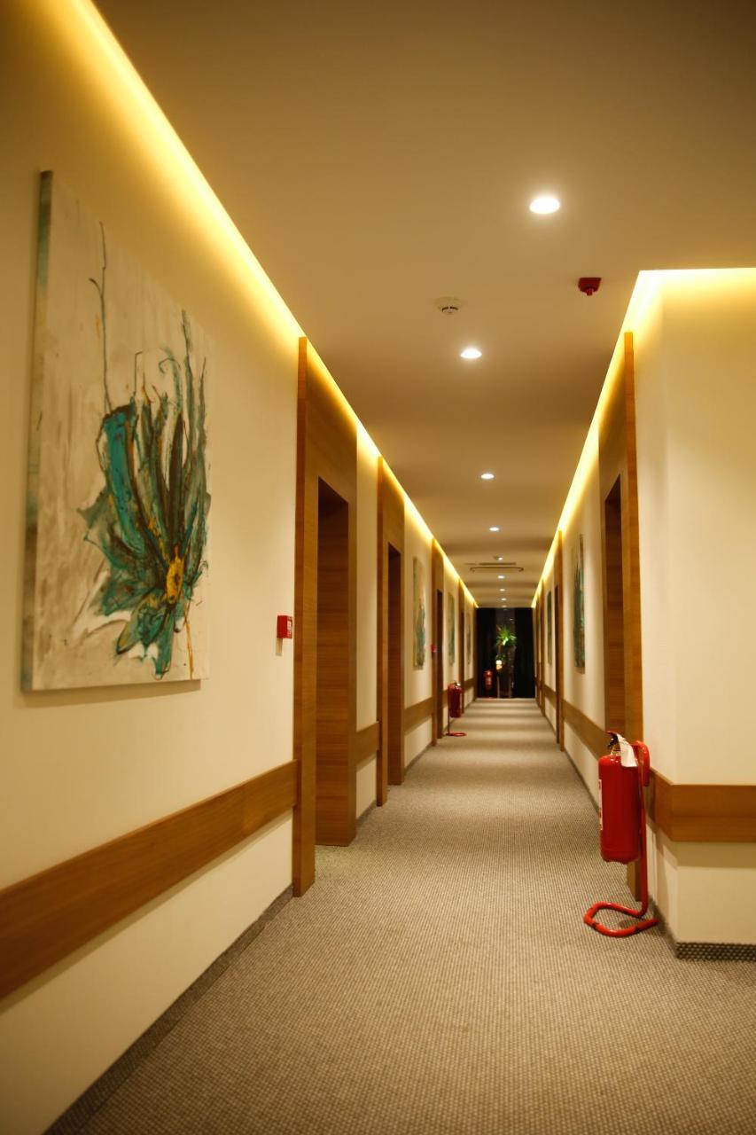 Hotel Rubis Ferizaj Exterior photo